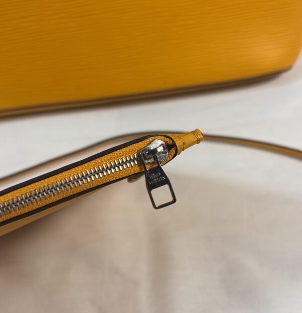 Louis Vuitton Neverfull Mm Epi Mimosa - Image 13