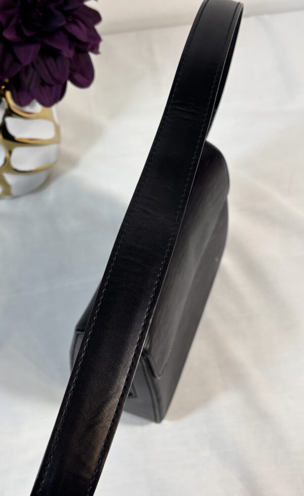 Louis Vuitton Epi Noir Byushi - Image 8