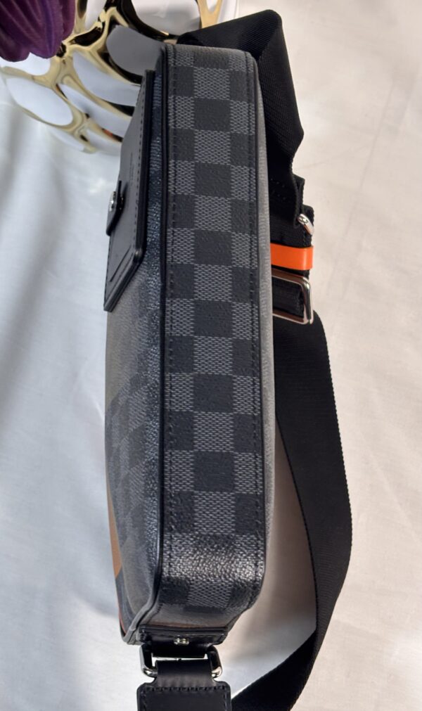 Louis Vuitton Alpha Graphite Messenger - Image 8