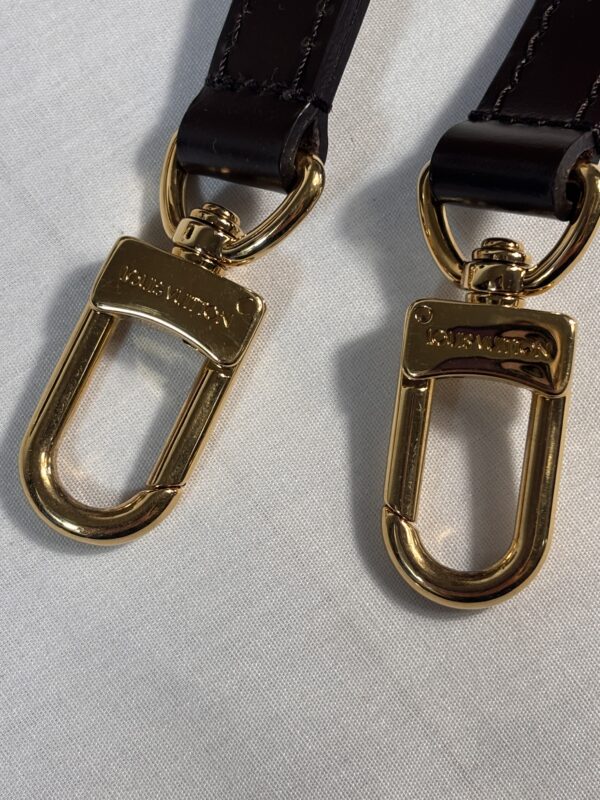 Louis Vuitton Kensington - Image 12
