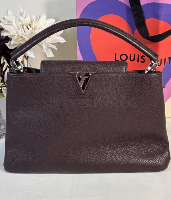 Louis Vuitton Capucines MM