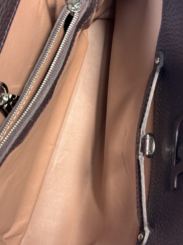 Louis Vuitton Capucines MM - Image 10