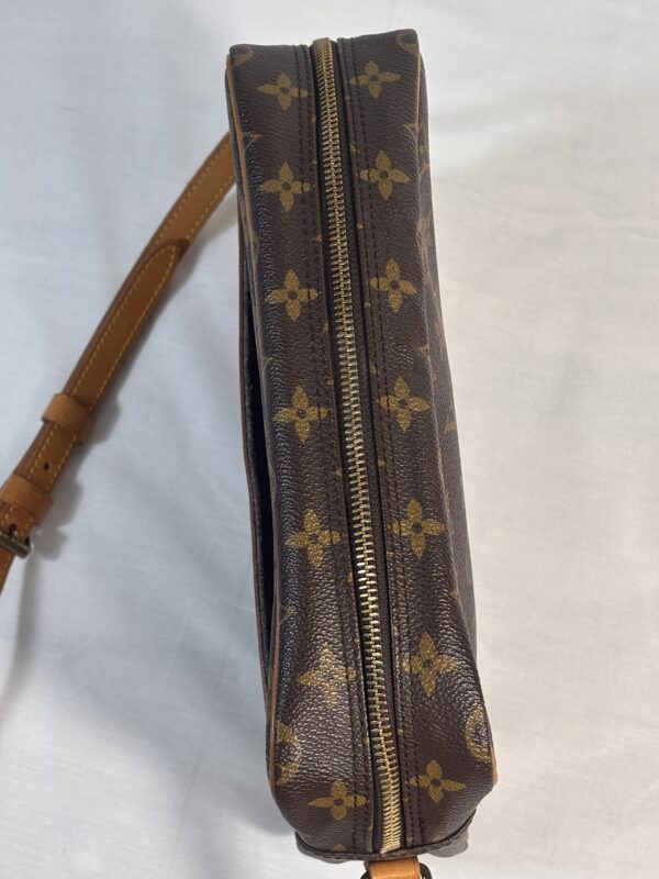 Vintage Louis Vuitton Trocadero - Image 5