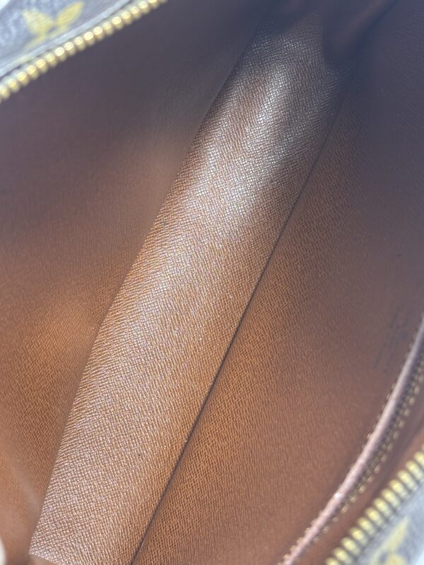 Vintage Louis Vuitton Trocadero - Image 11