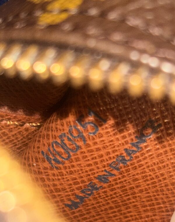 Vintage Louis Vuitton Trocadero - Image 13