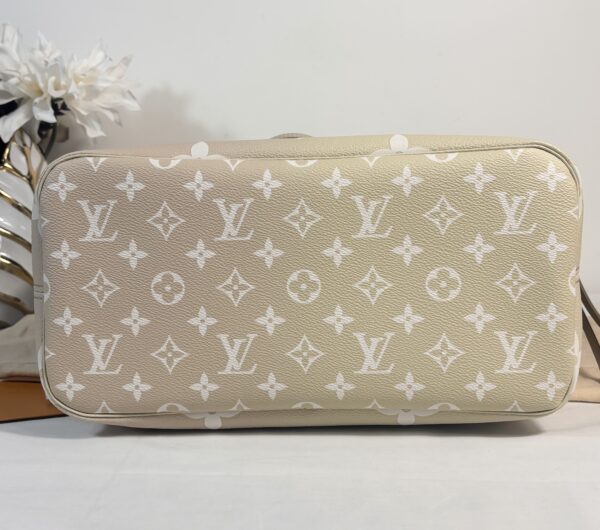 New Louis Vuitton Neverfull Mm Sunset - Image 4