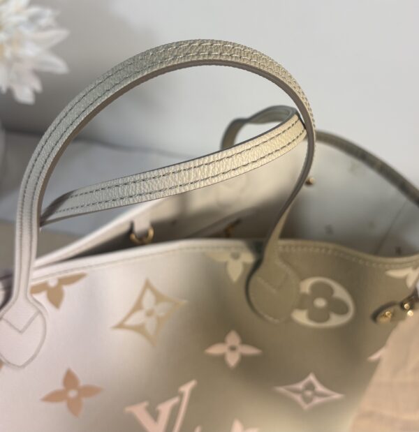 New Louis Vuitton Neverfull Mm Sunset - Image 5