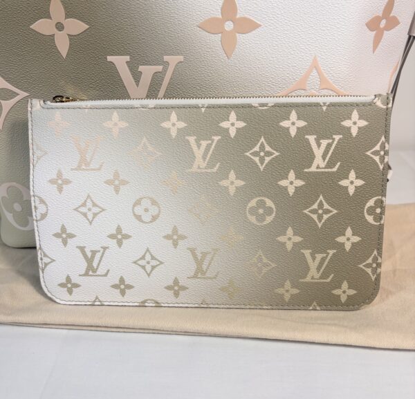 New Louis Vuitton Neverfull Mm Sunset - Image 9