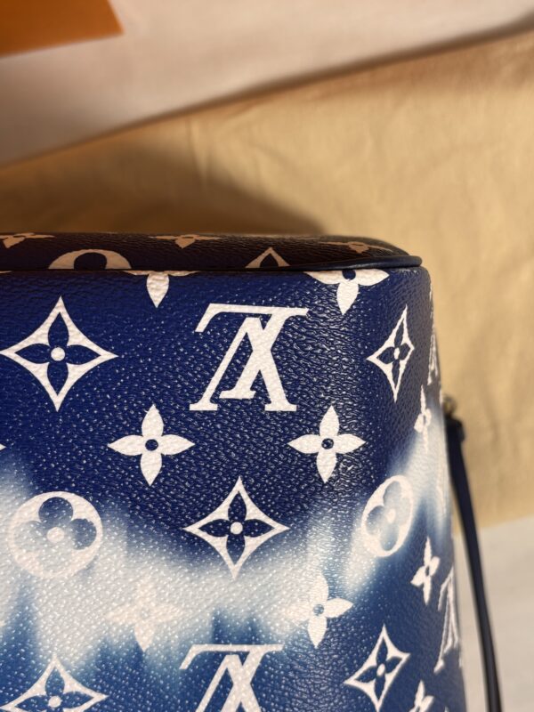 Louis Vuitton Escale Neverfull Mm - Image 7