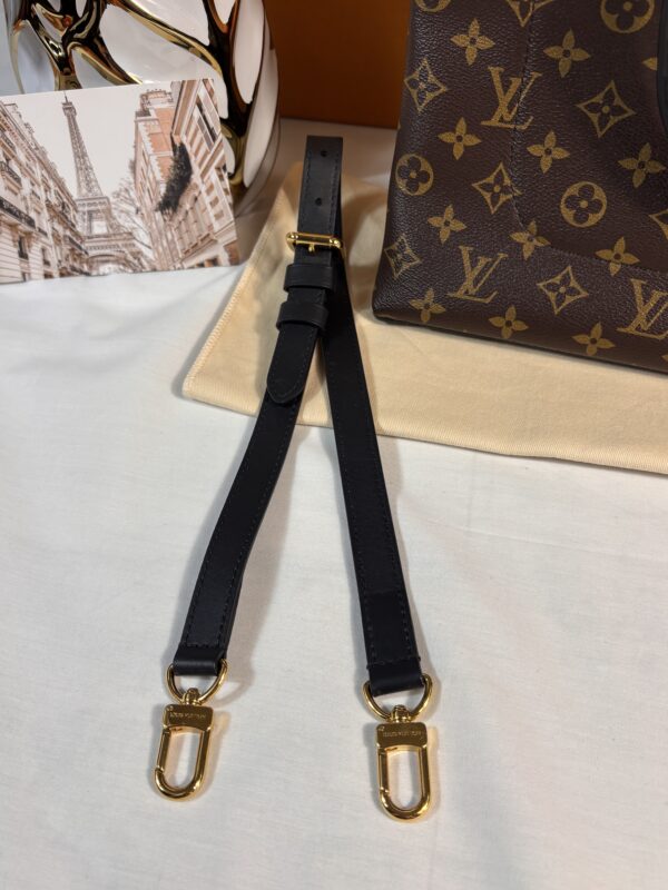 Louis Vuitton Flower Tote Mm - Image 11