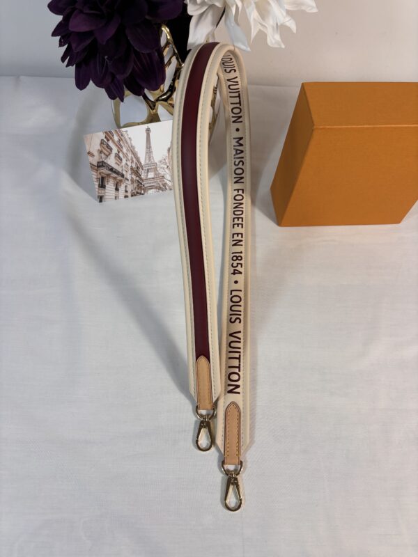 Louis Vuitton Cluny Strap Maroon - Image 3