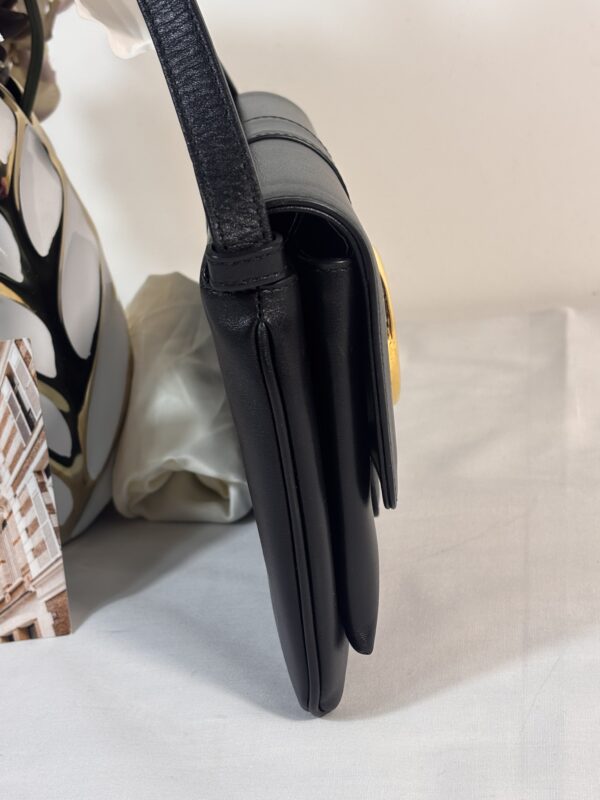 Gucci Black Arli Flap Crossbody - Image 5