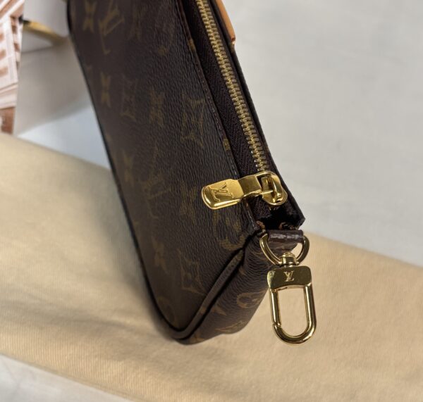 Louis Vuitton Multi Pochette Pink - Image 8