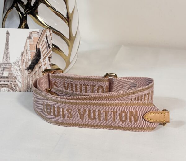 Louis Vuitton Multi Pochette Pink - Image 14