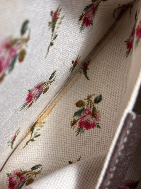Gucci Neo Vintage Crossbody - Image 11