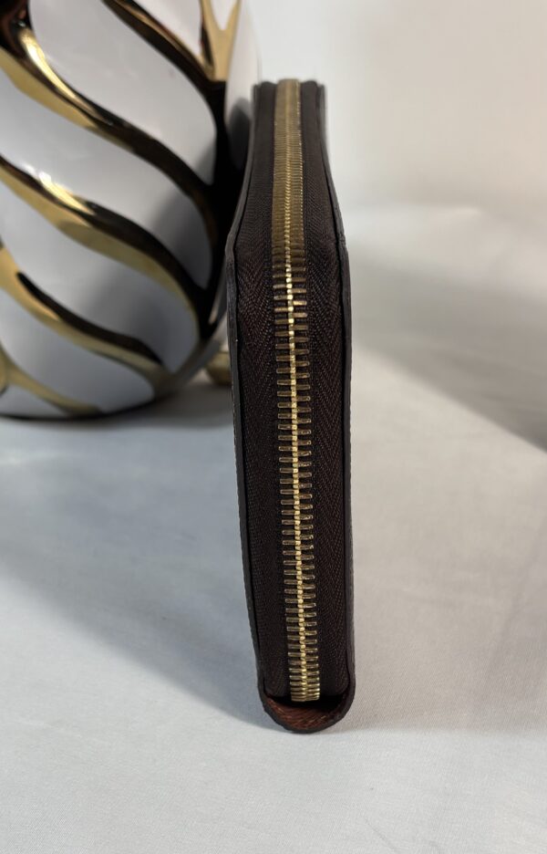 Louis Vuitton Monogram Zippy Wallet - Image 5