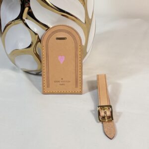 Louis Vuitton Vachetta Luggage tag with Heart