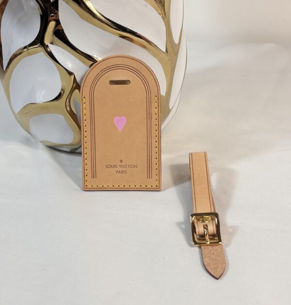 Louis Vuitton Vachetta Luggage tag with Heart