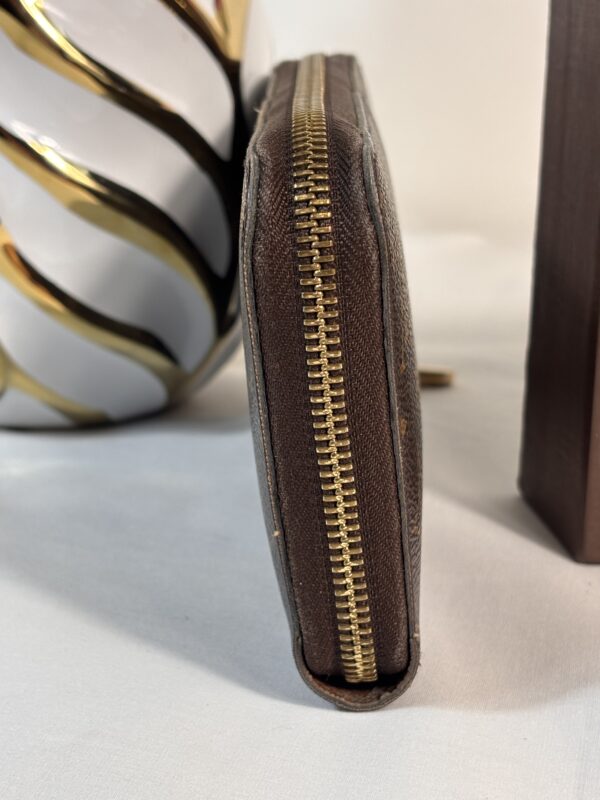Louis Vuitton Monogram Zippy Wallet - Image 3