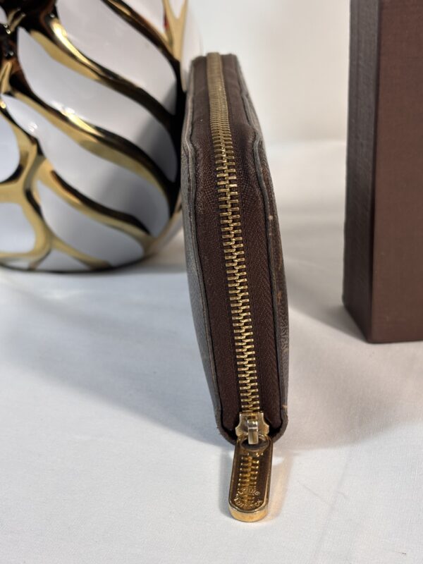 Louis Vuitton Monogram Zippy Wallet - Image 5