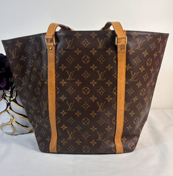 Louis Vuitton Sac Shopping Tote