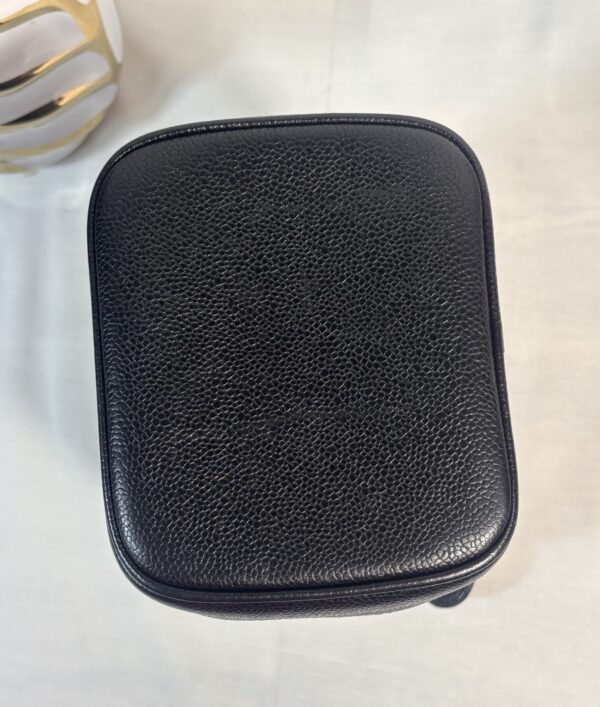 Chanel Timeless Vanity Case Black - Image 7