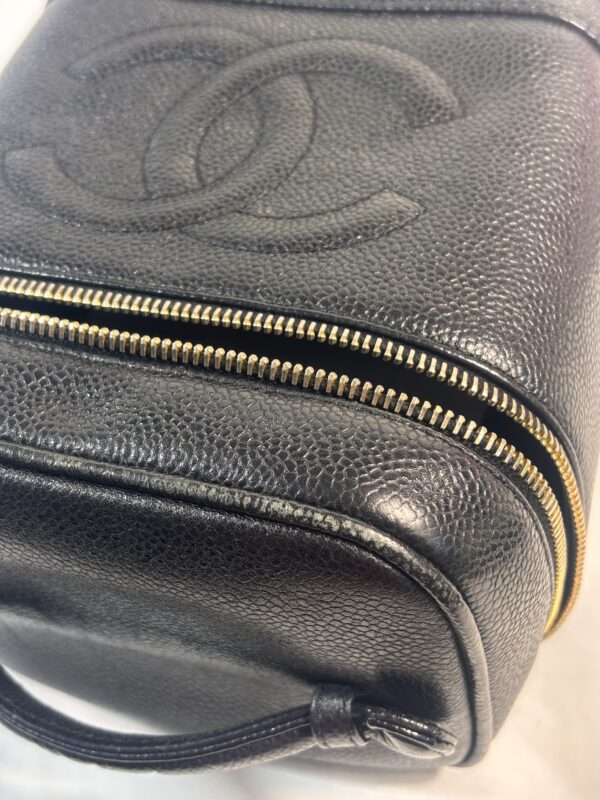 Chanel Timeless Vanity Case Black - Image 13