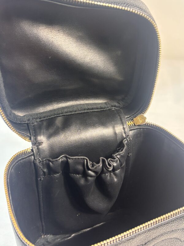 Chanel Timeless Vanity Case Black - Image 8