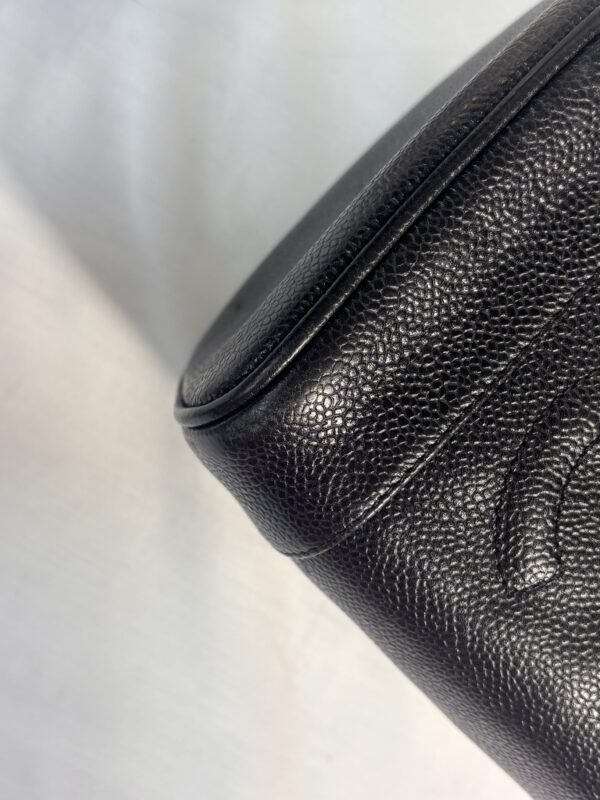 Chanel Timeless Vanity Case Black - Image 12