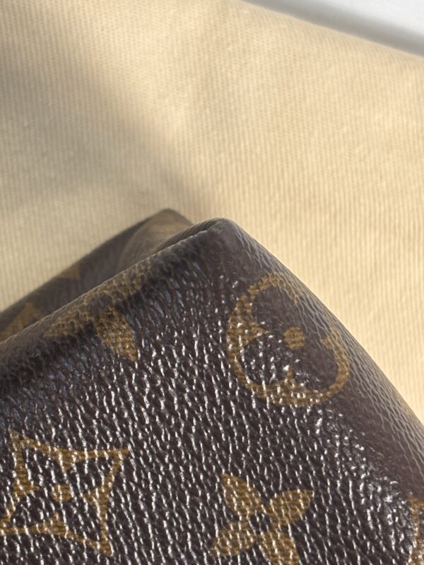 Louis Vuitton Locky BB Monogram Noir - Image 8
