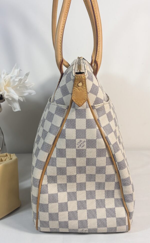 Louis Vuitton Figheri Gm Azur - Image 3