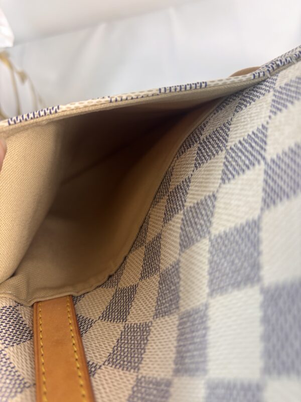 Louis Vuitton Figheri Gm Azur - Image 12