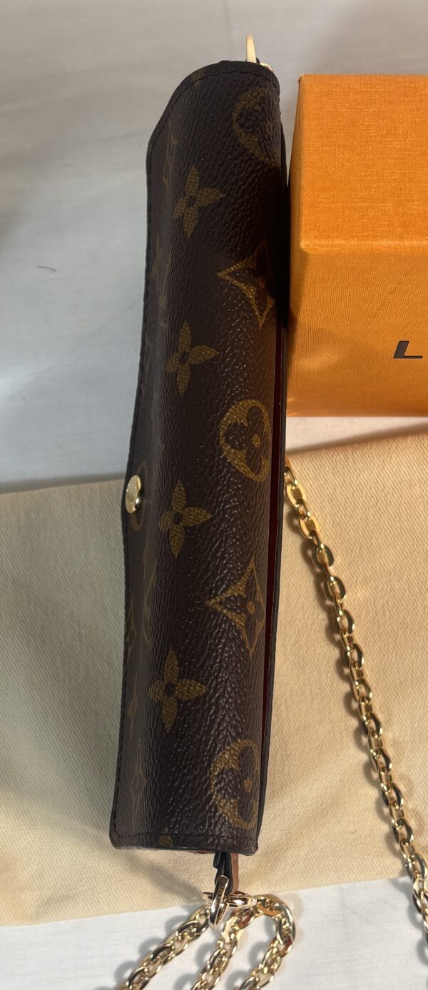 Louis Vuitton Sarah Wallet With Crossbody Conversion - Image 5