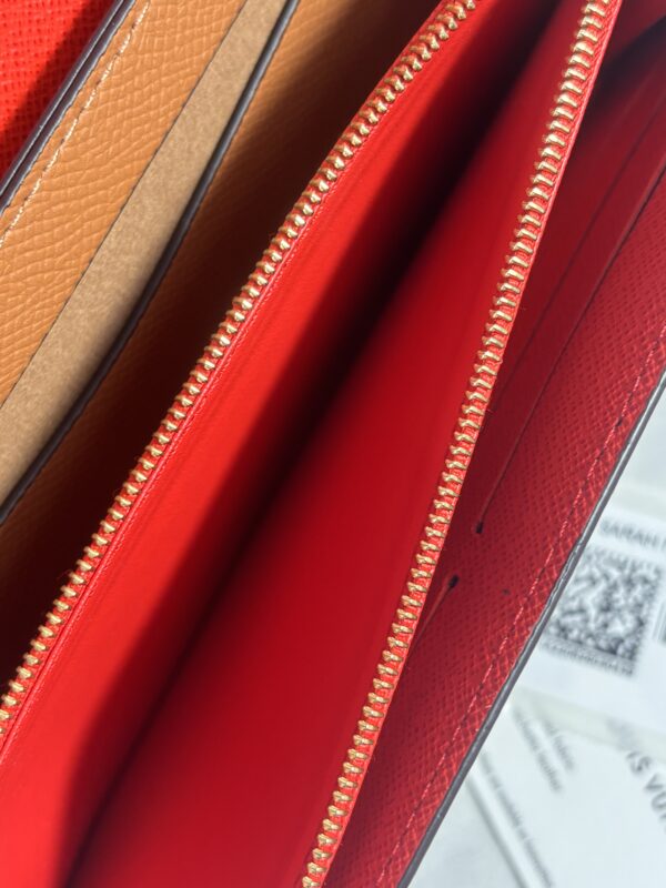 Louis Vuitton Sarah Wallet With Crossbody Conversion - Image 12