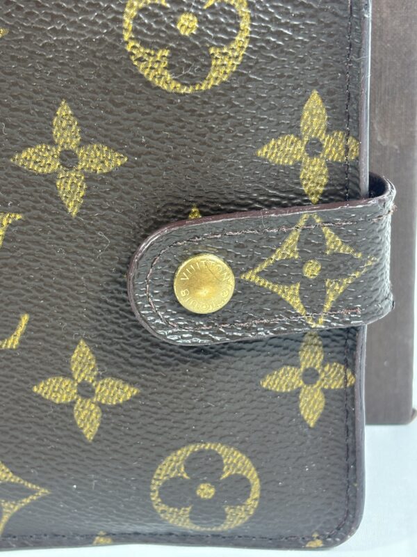 Louis Vuitton Monogram Zip Bi-Fold Wallet - Image 3