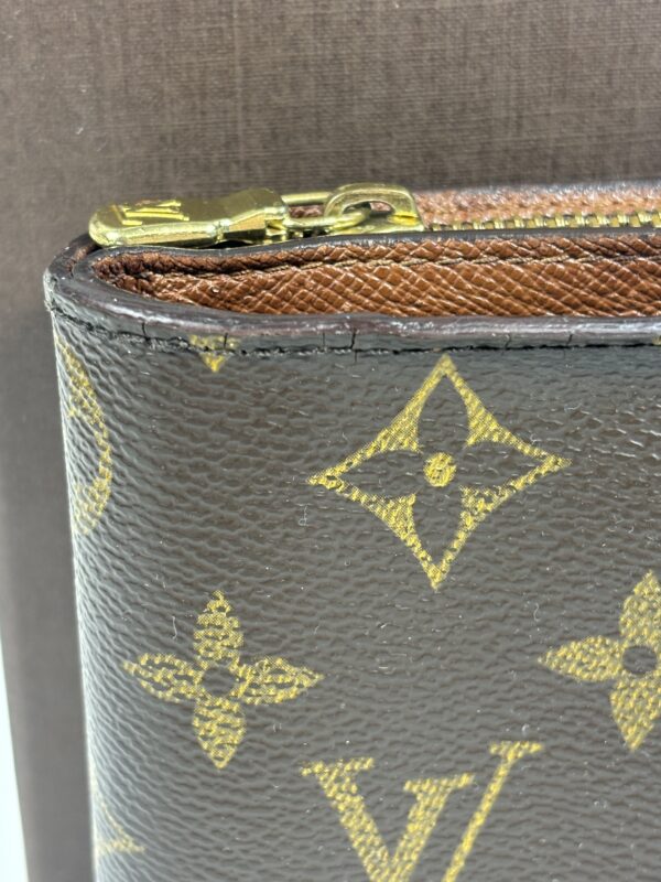 Louis Vuitton Monogram Zip Bi-Fold Wallet - Image 4
