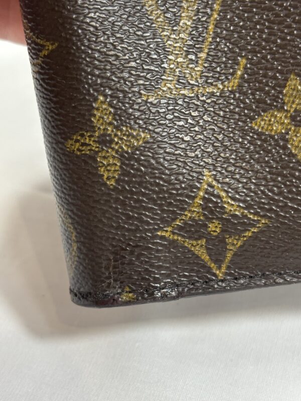 Louis Vuitton Monogram Zip Bi-Fold Wallet - Image 6