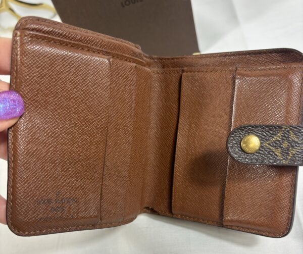 Louis Vuitton Monogram Zip Bi-Fold Wallet - Image 2