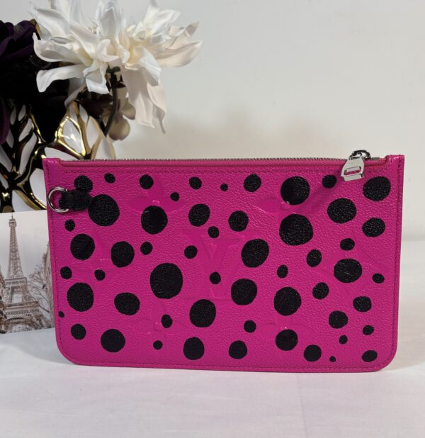 New Louis Vuitton Yayoi Kusama Dots Pochette