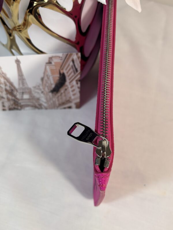 New Louis Vuitton Yayoi Kusama Dots Pochette - Image 4
