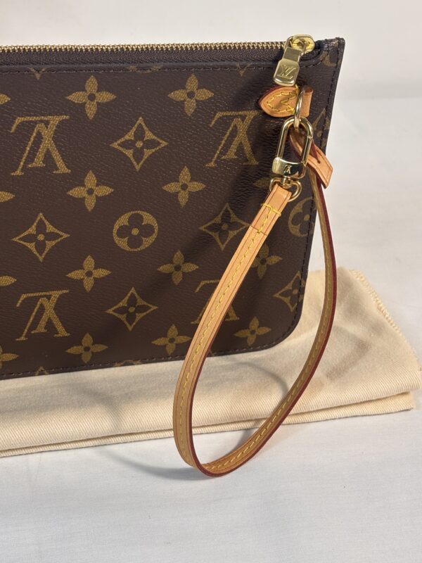 Louis Vuitton Neverfull Pochette Monogram - Image 5