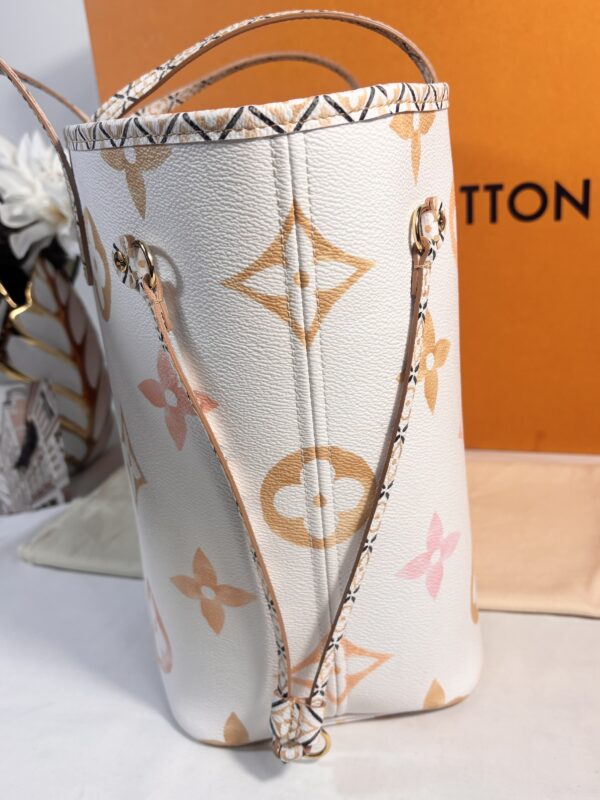 Louis Vuitton Neverfull MM By the Pool Watercolor - Image 4