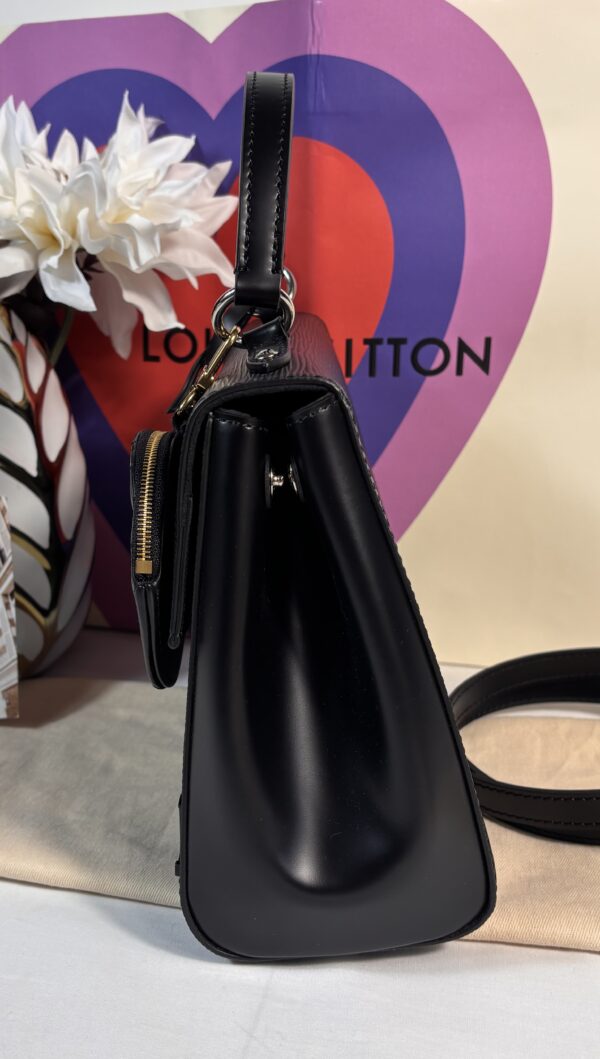 Louis Vuitton Cluny Bb Epi Noir - Image 5
