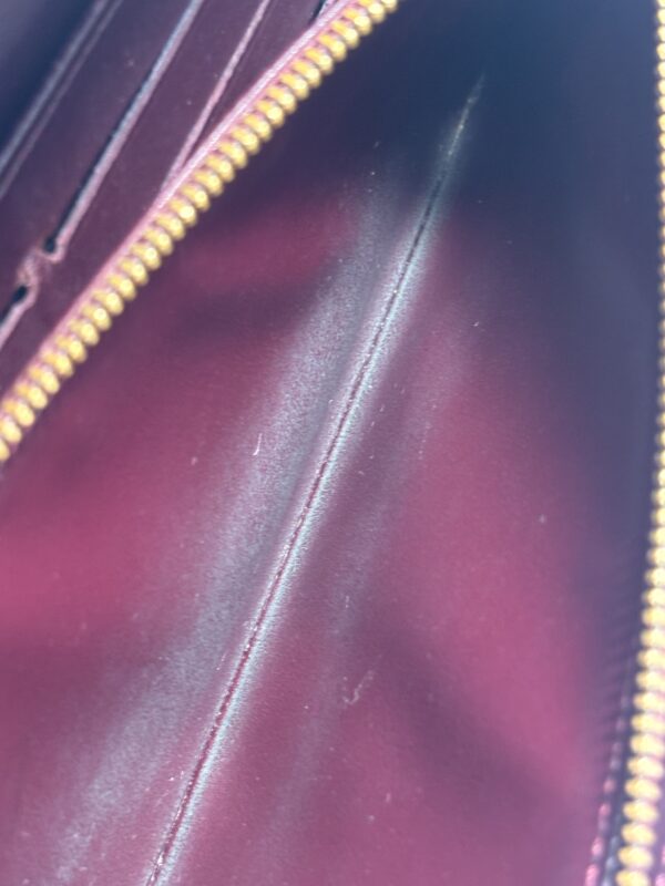 Louis Vuitton Vernis Sarah Wallet - Image 12
