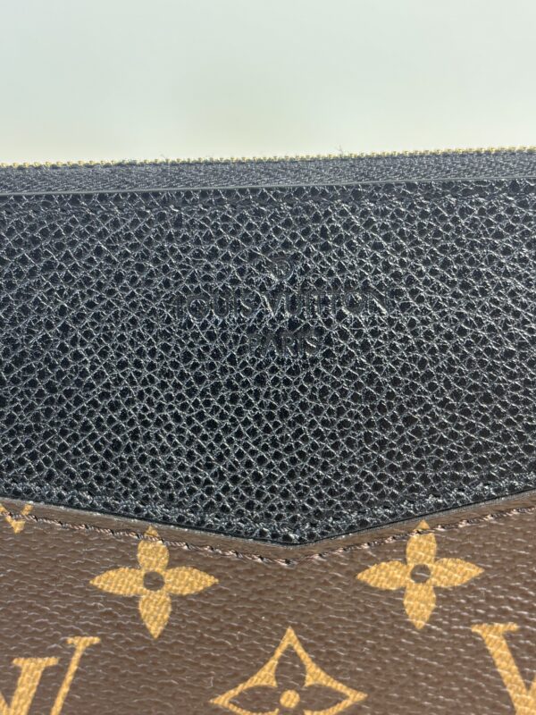 Louis Vuitton Daily Pouch Monogram Noir - Image 3