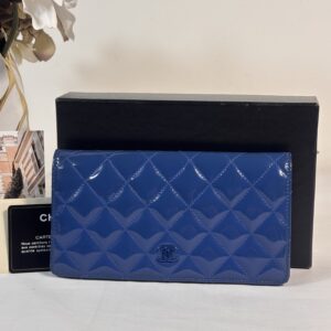 Chanel Interlocking Cc Logo Bifold Blue