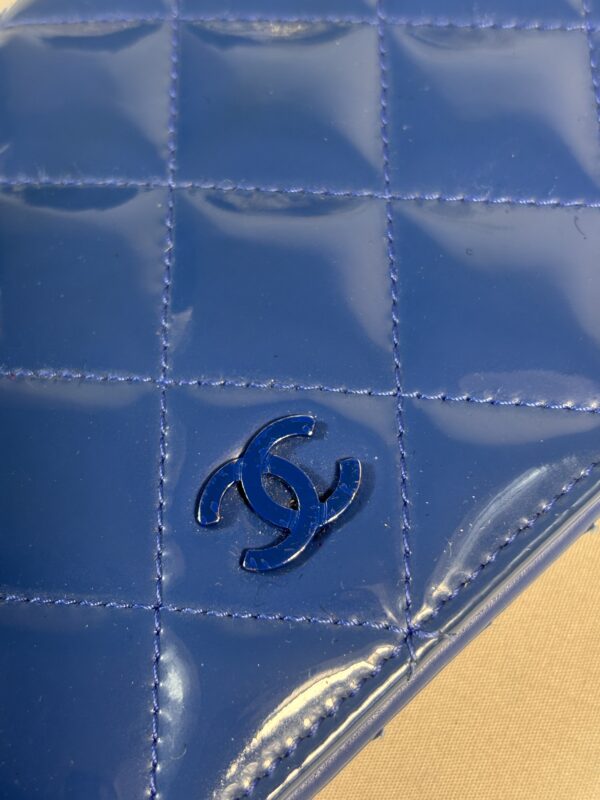 Chanel Interlocking Cc Logo Bifold Blue - Image 8