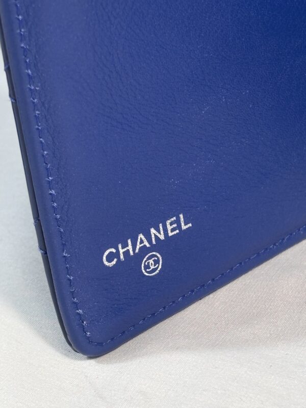 Chanel Interlocking Cc Logo Bifold Blue - Image 10