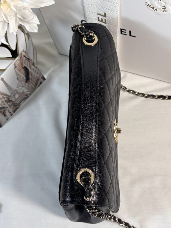 Chanel Business Affinity Black Caviar Gold Hardware - Image 4