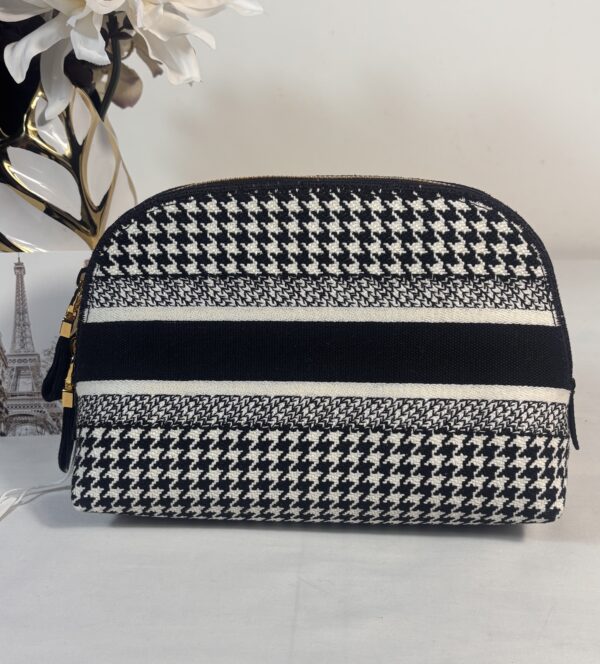 New Dior Large Cosmetic Pochette - Image 2